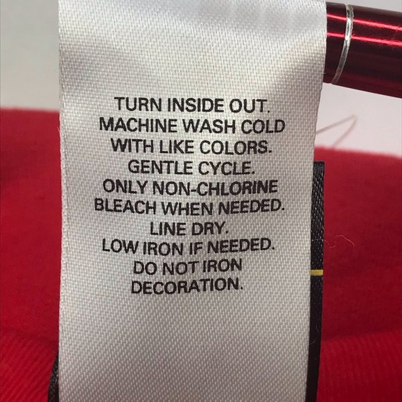 Fifth Sun Women's Christmas Cat/Dog With Jingly Bells Size Med Red Fleece New - Picture 8 of 15